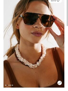 Urban Outfitters Tortoiseshell Frame Brown Lens Sunglasses